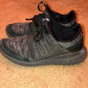 Adidas Tubular Men’s Size 8 Shoes
